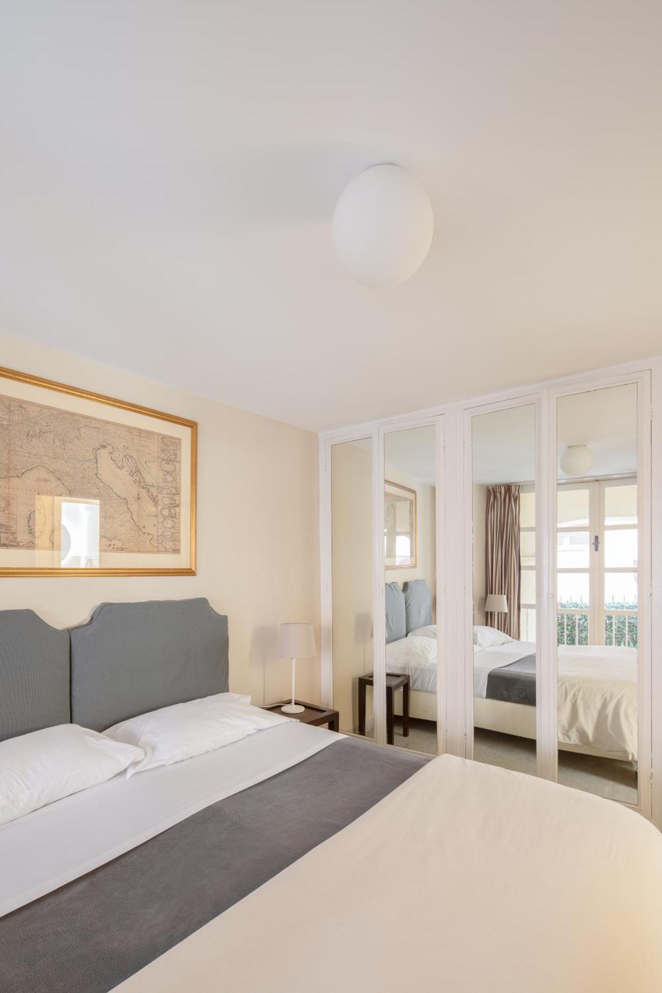 Maison Barchetta In Via Giulia - Piazza Navona Рим Екстериор снимка